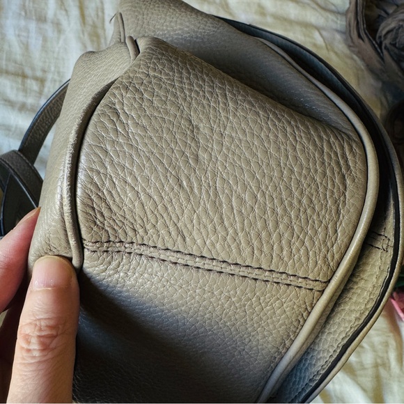 Marc Jacobs Empire City Messenger crossbody bag - Picture 14 of 15